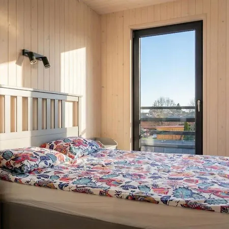 Wladyslawowska 36 - I Goscinne Blisko Plazy Lodge *