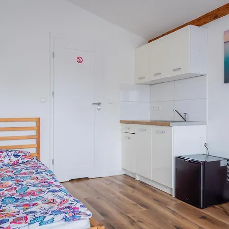 Wladyslawowska 36 - I Goscinne Blisko Plazy Lodge *