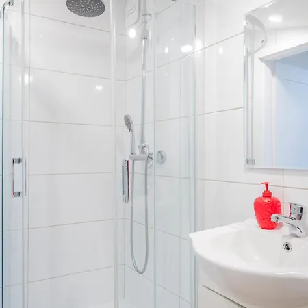 Wladyslawowska 36 - I Goscinne Blisko Plazy Lodge